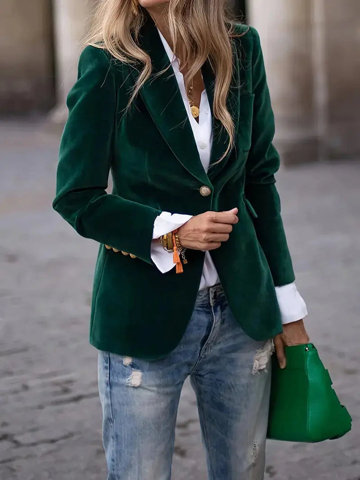 JULIA | ELEGANT VELVET BLAZER Luvy Boutique