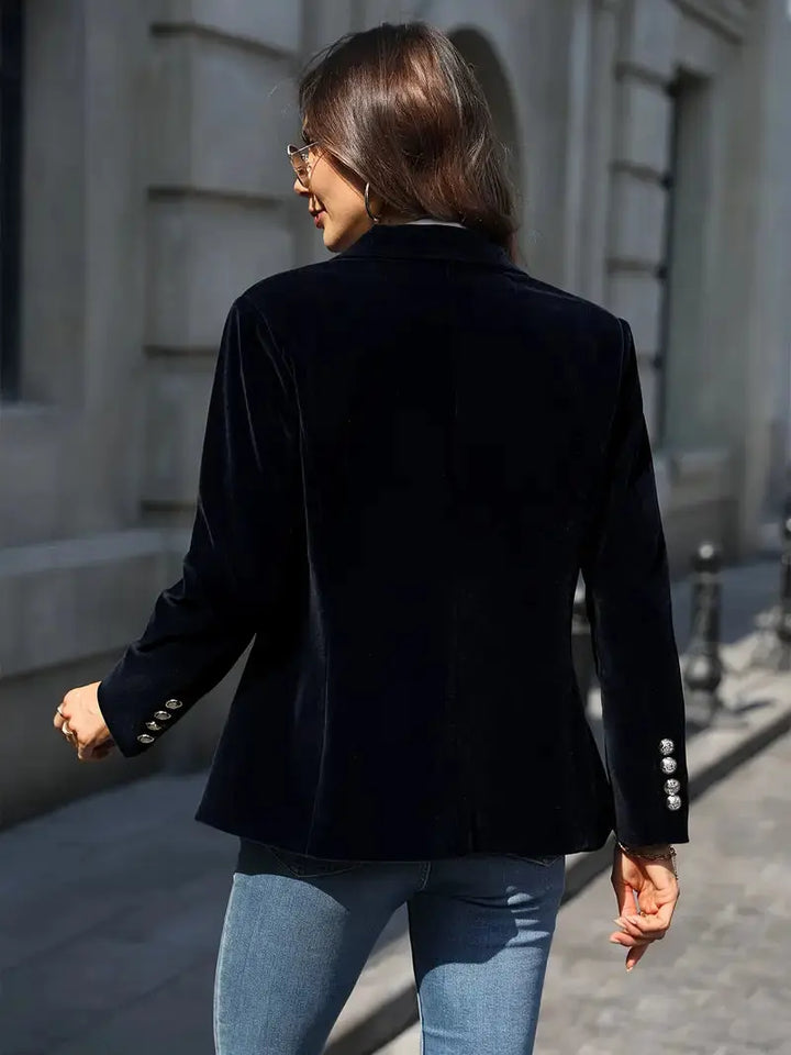 JULIA | ELEGANT VELVET BLAZER Luvy Boutique