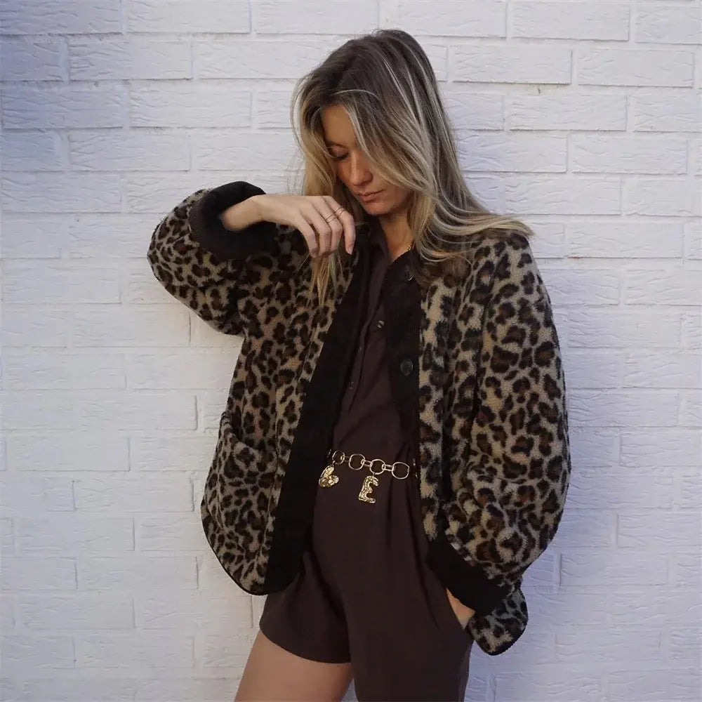 FABIENNE | Fleece Jacket Leopard Luvy Boutique