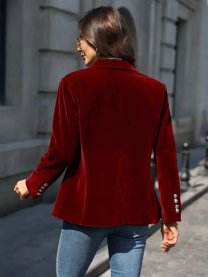 JULIA | ELEGANT VELVET BLAZER Luvy Boutique