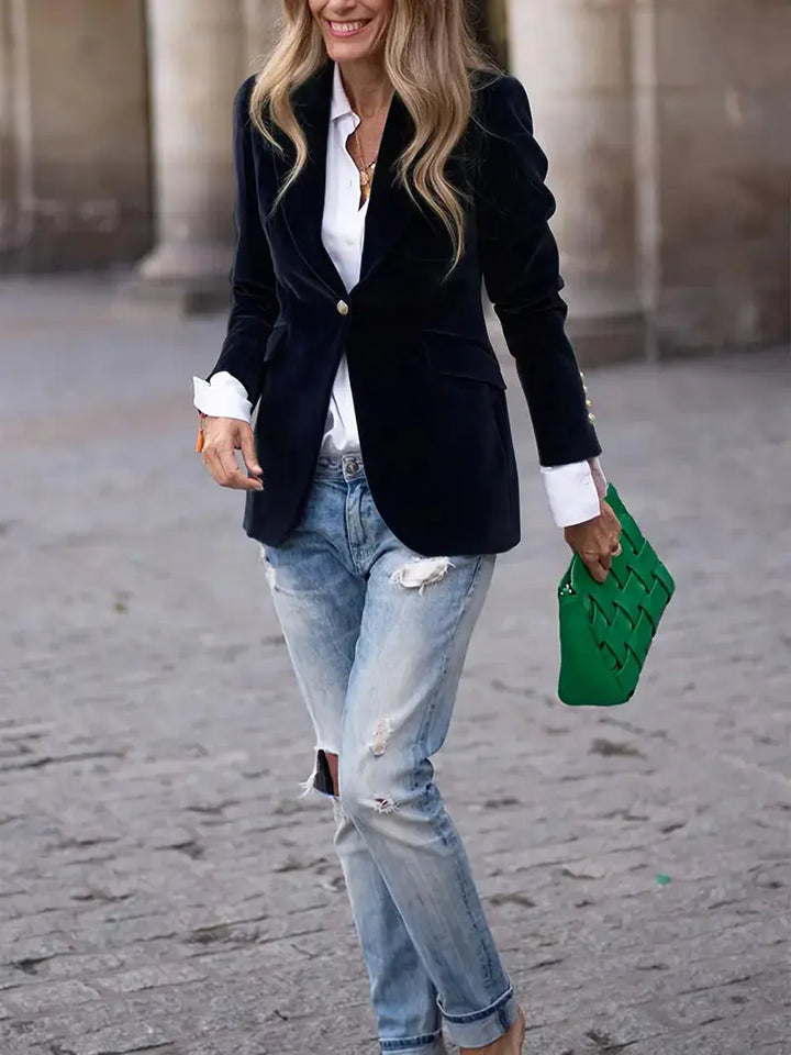 JULIA | ELEGANT VELVET BLAZER Luvy Boutique
