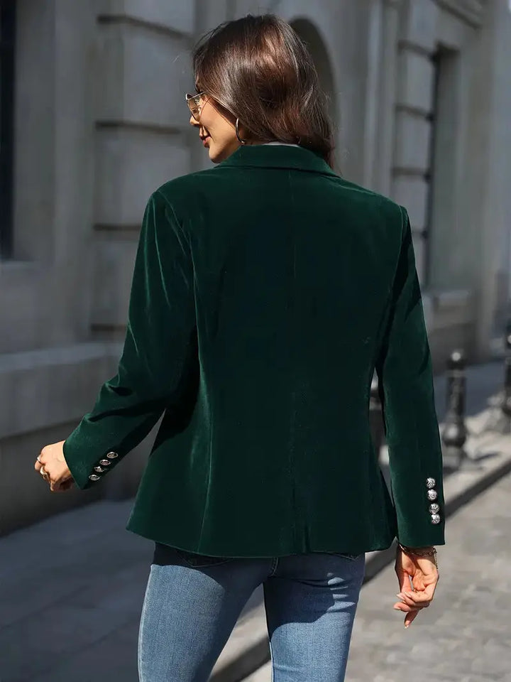JULIA | ELEGANT VELVET BLAZER Luvy Boutique