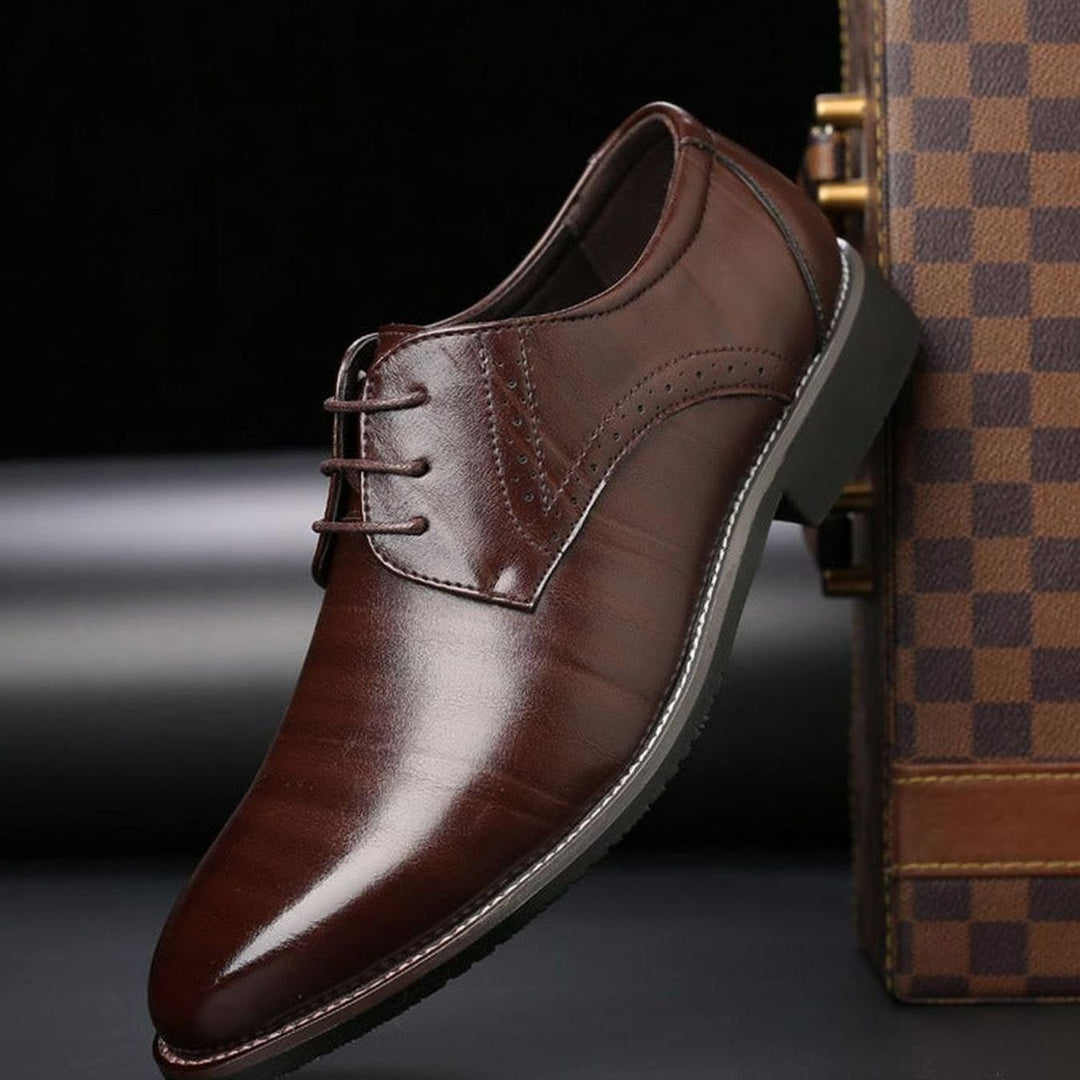 Men's Brogue-Detail Lace-Up Leather Dress Shoes - Brown