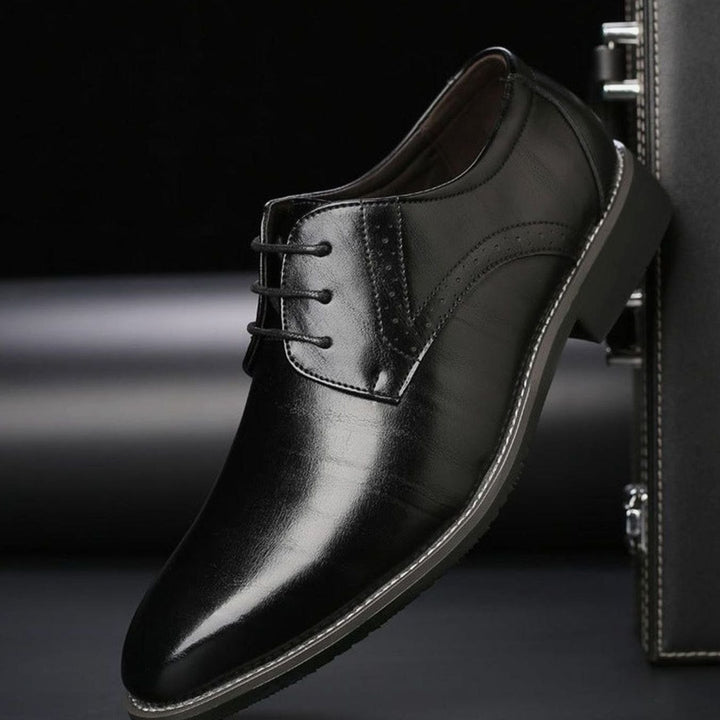 Men's Brogue-Detail Lace-Up Leather Dress Shoes - Black