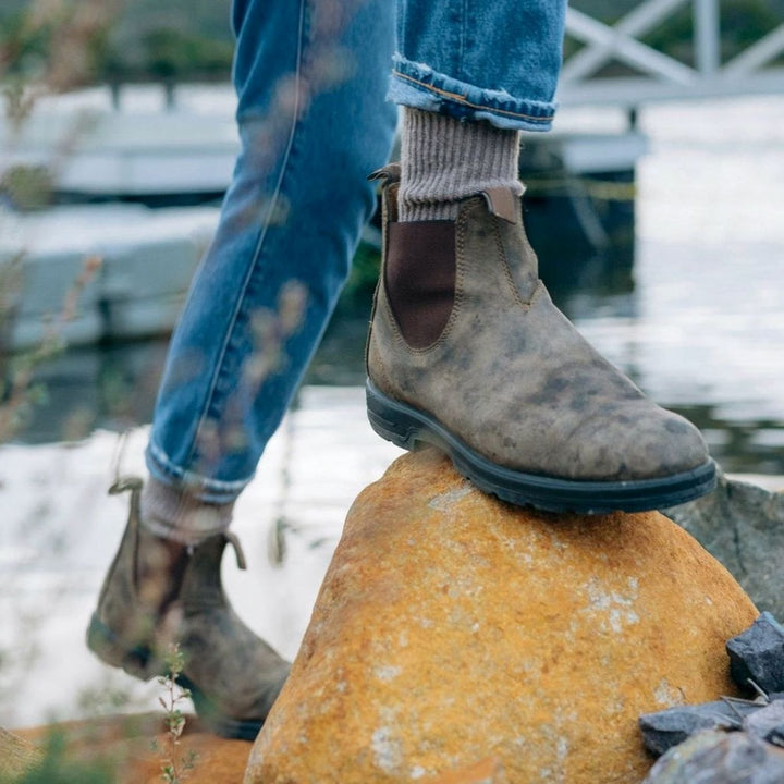Men's Leather Pull-Tab Slip-On Chelsea Boots
