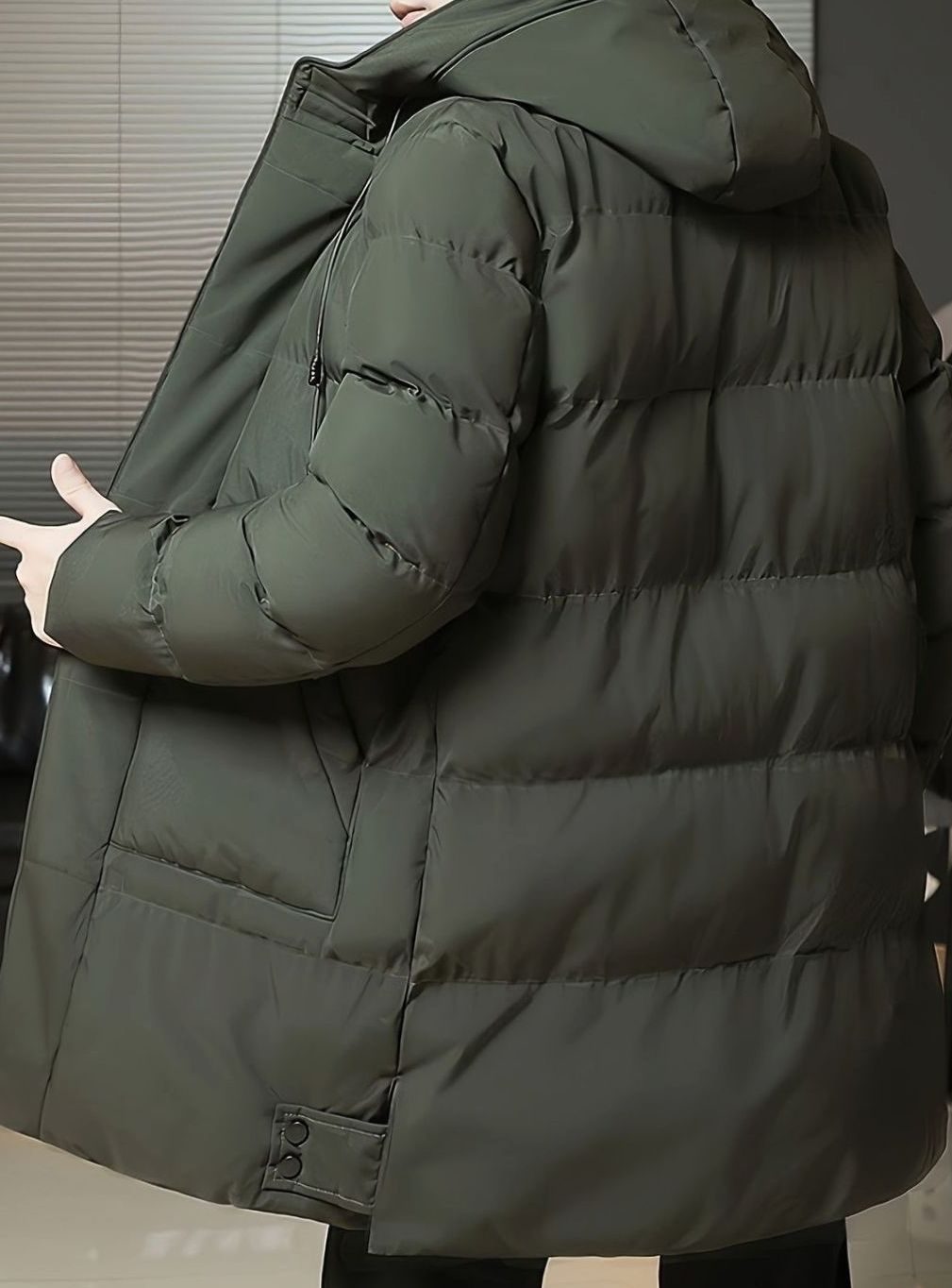 Men's Quilted Hooded Longline Insulated Puffer Coat