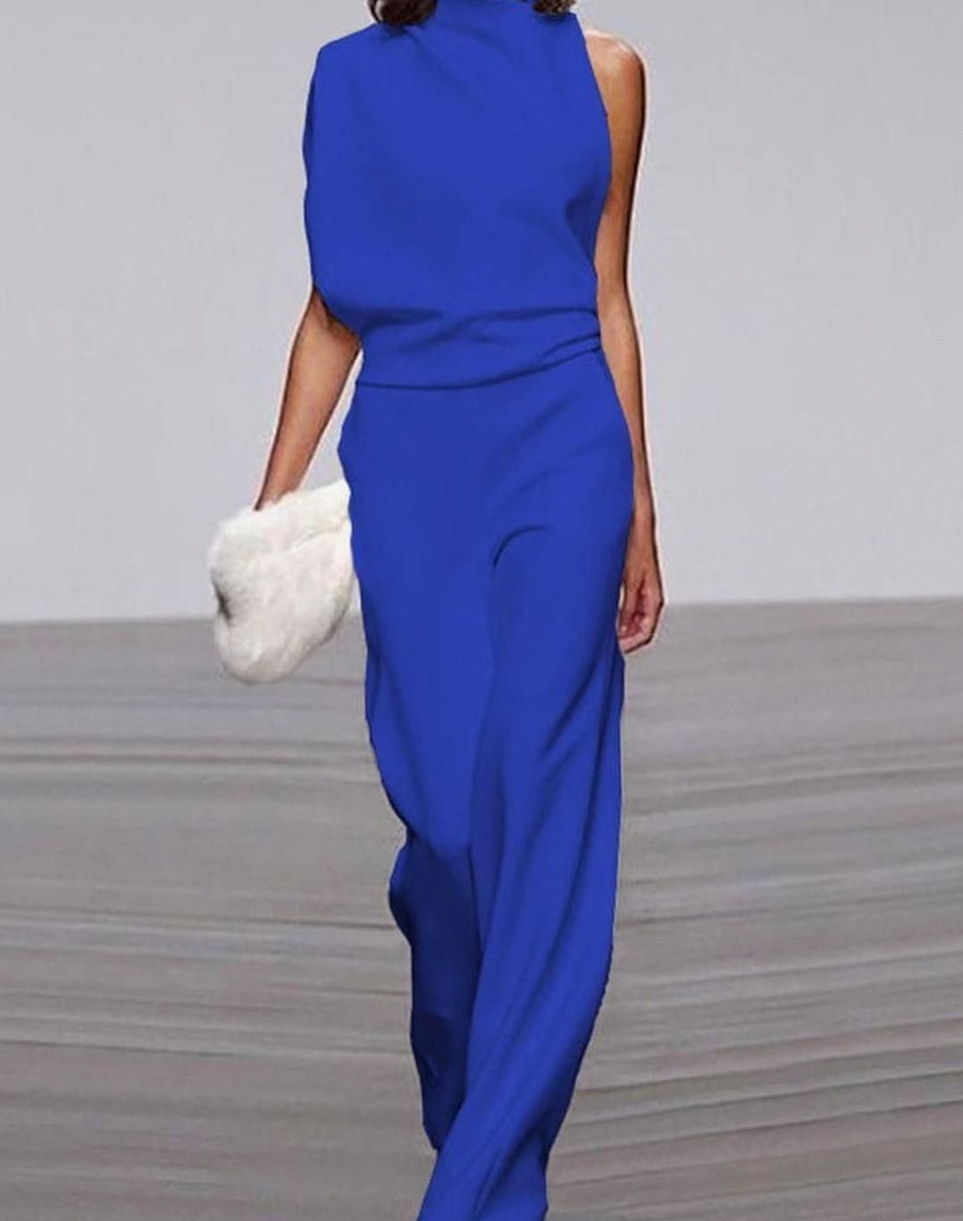 Women's Asymmetric Shoulder High-Neck Wide-Leg Jumpsuit - Blue