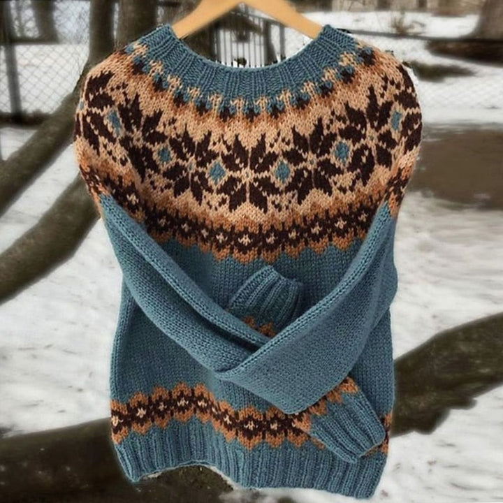 Women's Aztec Patterned Crew-Neck Knit Sweater - Green