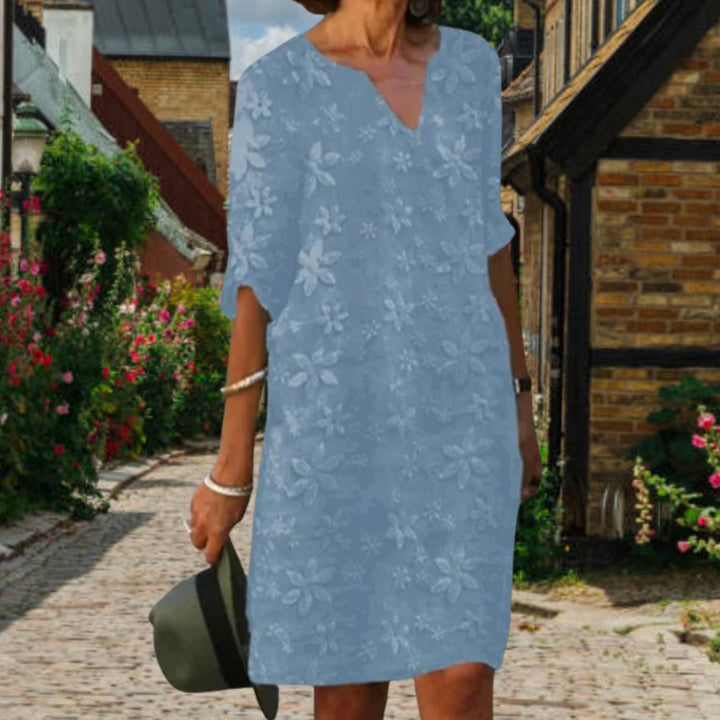 Women's Casual Floral Applique V-Neck Short Sleeve Midi Dress - Light Blue