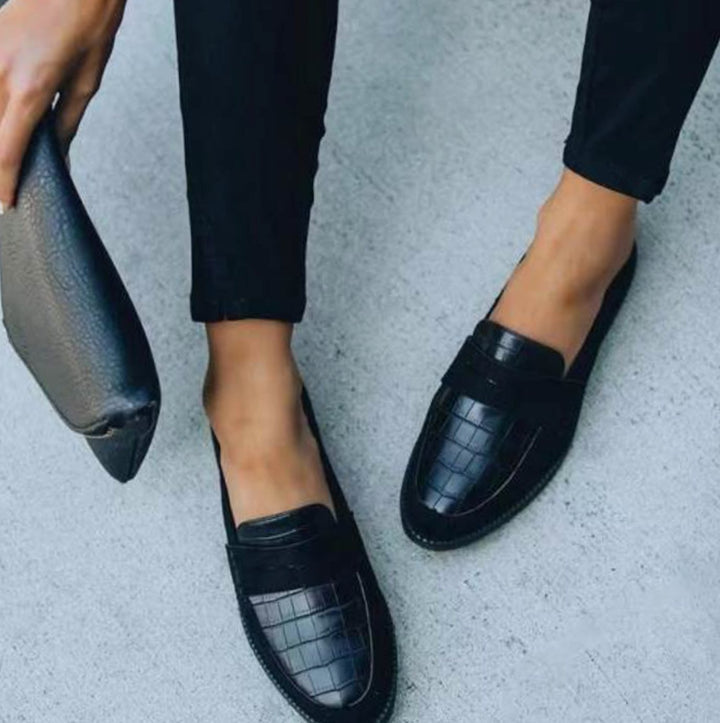 Women's Crocodile Texture Loafers Slip-On Penny Style Flats - Black