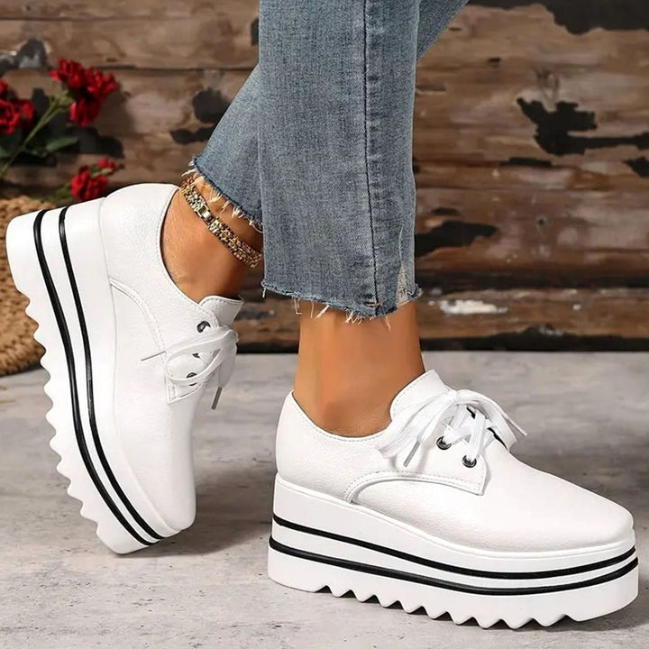 Women's Lace-Up Chunky Platform Oxford Sneakers