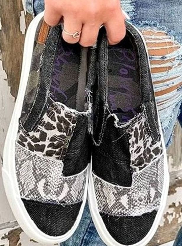Women's Leopard Print Slip-On Canvas Sneakers - Black