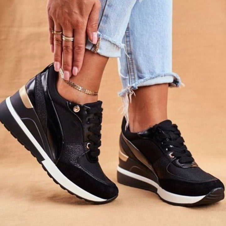 Women's Metallic Two-Tone Wedge Lace-Up Trendy Sneakers - Black