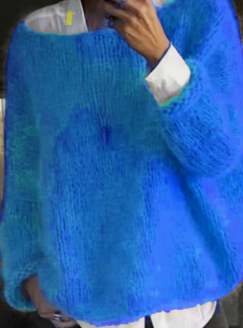 Women's Oversized Fuzzy Long Sleeve Knit Sweater - Blue