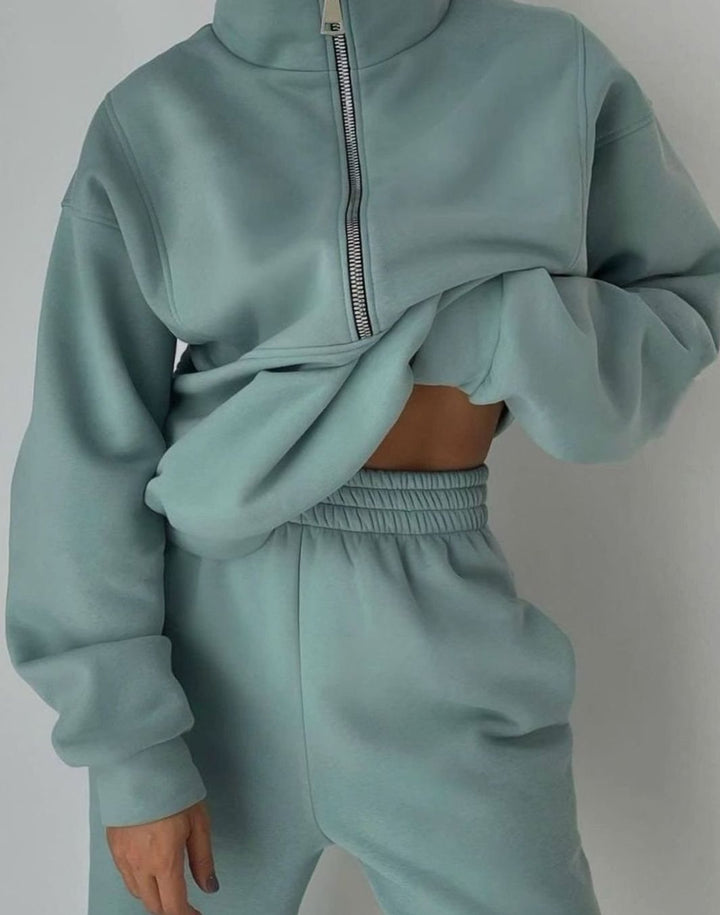 Women's Oversized Two-Piece Set Half-Zip Crop Sweatshirt Jogger Lounge Set