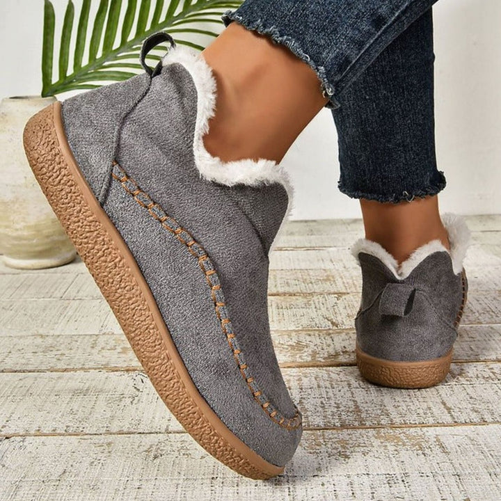 Women's Plush-Lined Slip-On Moccasin Loafers