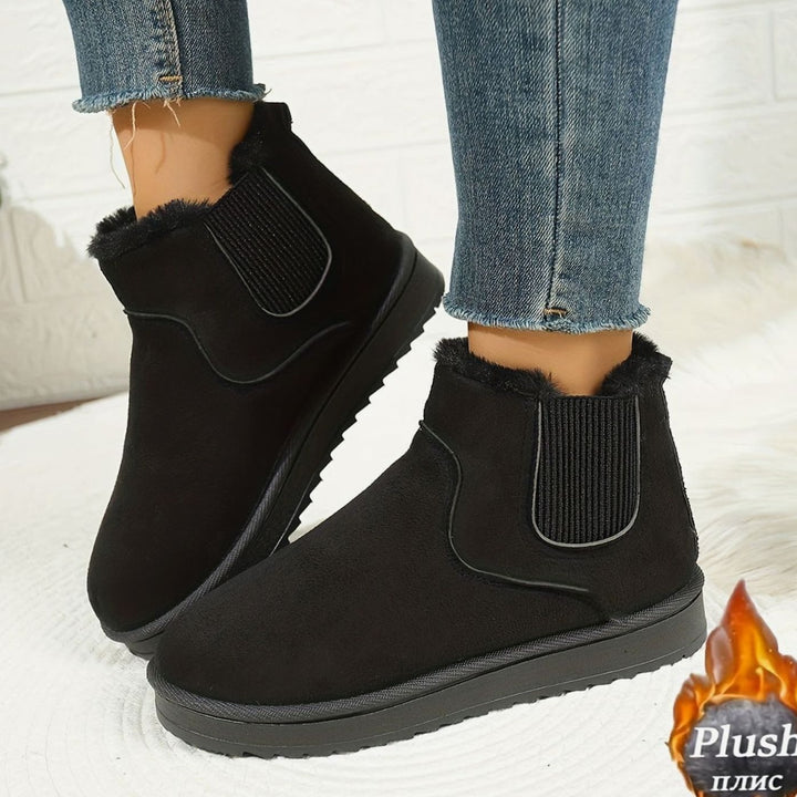 Women's Plush-Lined Slip-On Platform Winter Boots - Black
