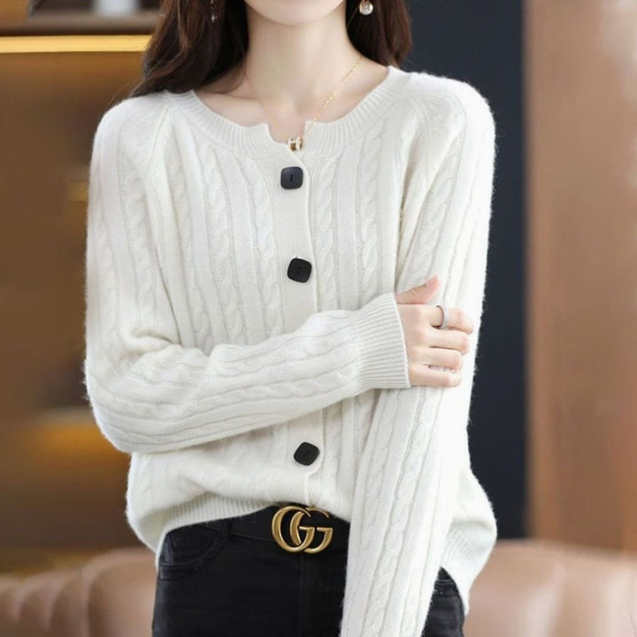 Women's Relaxed-Fit Cable-Knit Button-Up Winter Cardigan - White