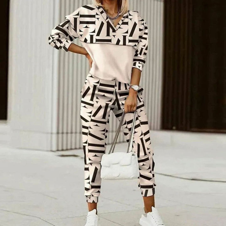 Women's Relaxed-Fit Quarter-Zip Tracksuit Set Jogger Two-Piece - Beige