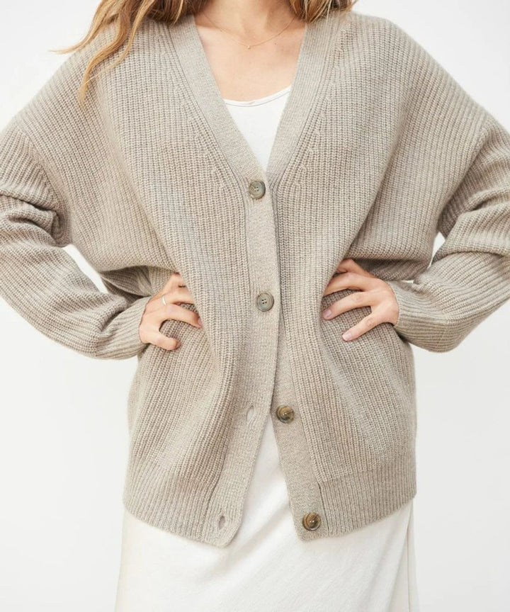Women's Relaxed-Fit V-Neck Button-Up Cashmere Cardigan