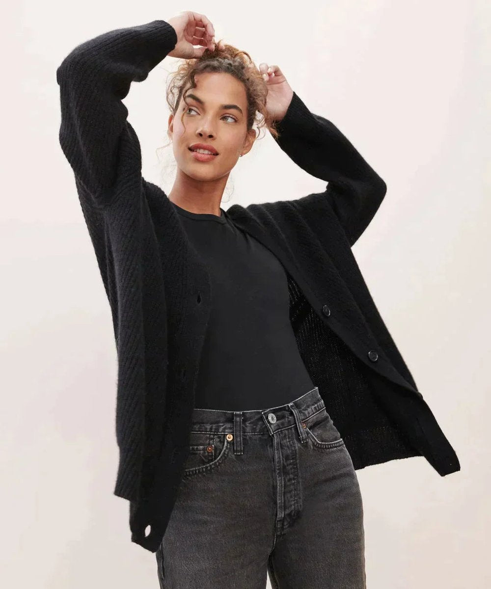 Women's Relaxed-Fit V-Neck Button-Up Cashmere Cardigan