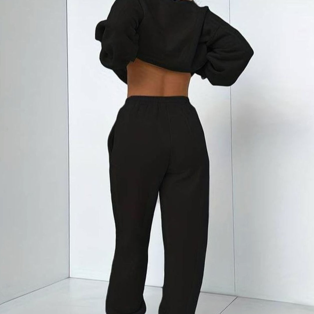 Women's Relaxed Matching Sweatshirt Jogger Two-Piece Set