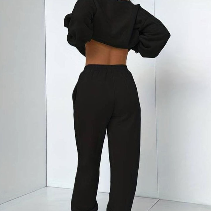 Women's Relaxed Matching Sweatshirt Jogger Two-Piece Set