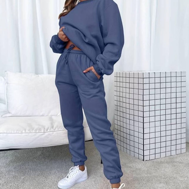 Women's Relaxed Matching Sweatshirt Jogger Two-Piece Set - Dark Blue