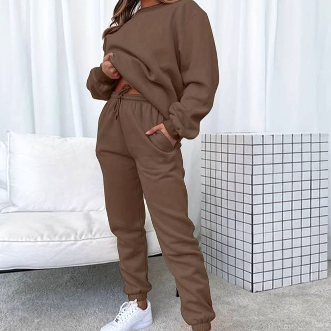 Women's Relaxed Matching Sweatshirt Jogger Two-Piece Set - Brown