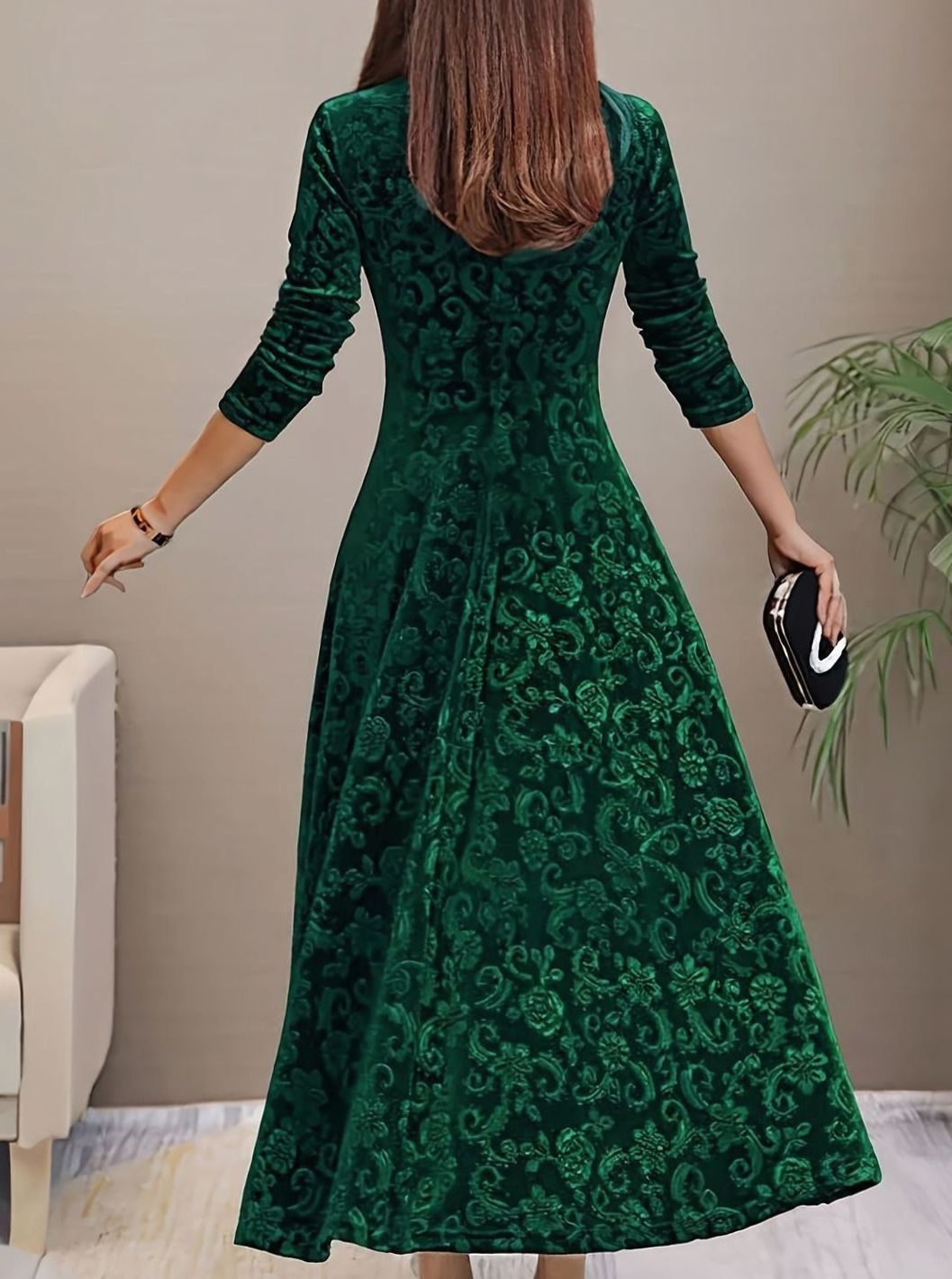 Women's Velvet Long-Sleeve V-Neck Flared Midi Cocktail Dress - Dark Green