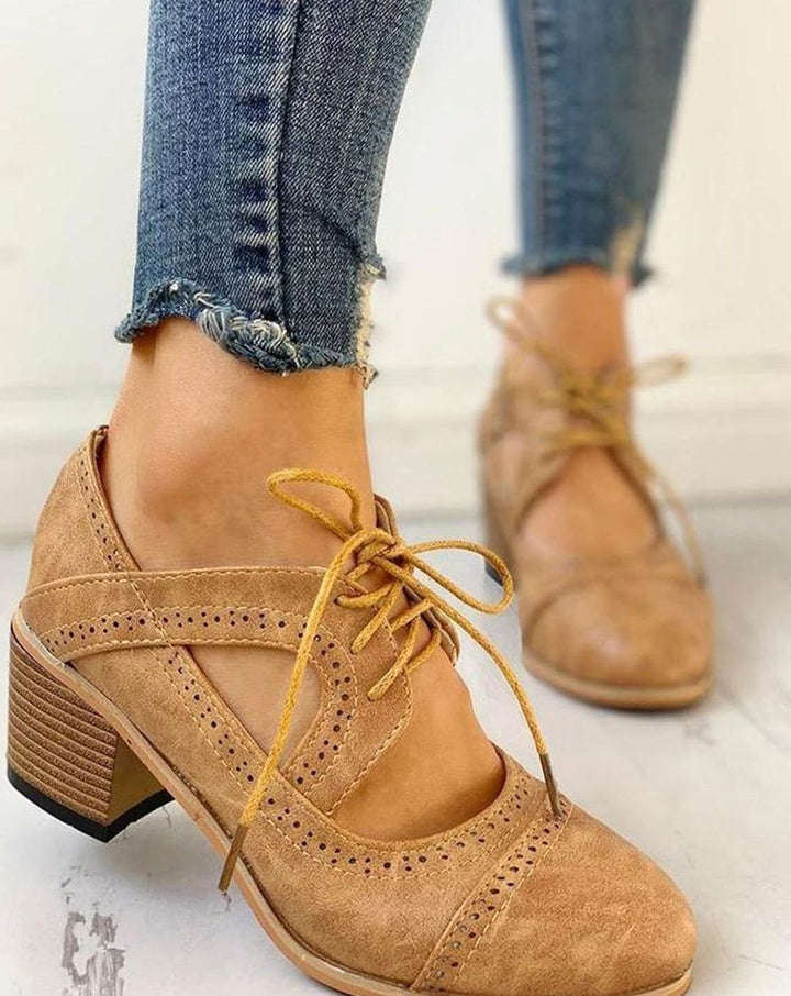 Women's Vintage Brogue Lace-Up Block Heel Cutout Pumps - Beige