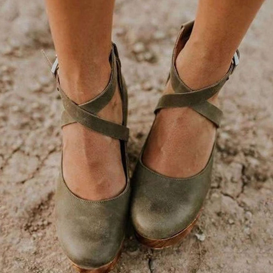 Women's Vintage Cross Strap Heels Chunky Wooden Block Heel Pumps - Green