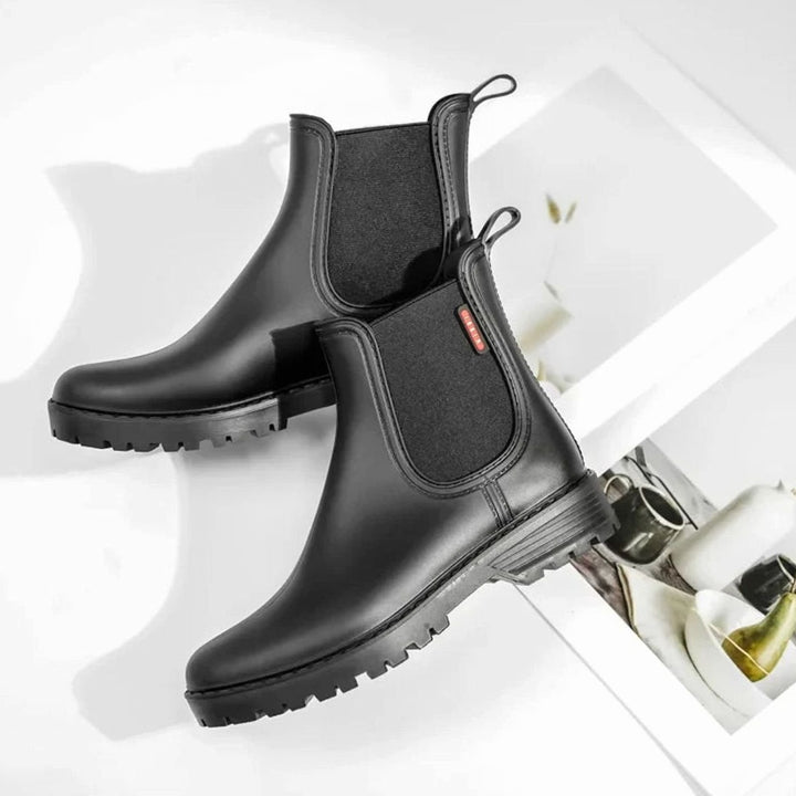Women's Waterproof Insulated Chelsea Boots Elastic Side Panel
